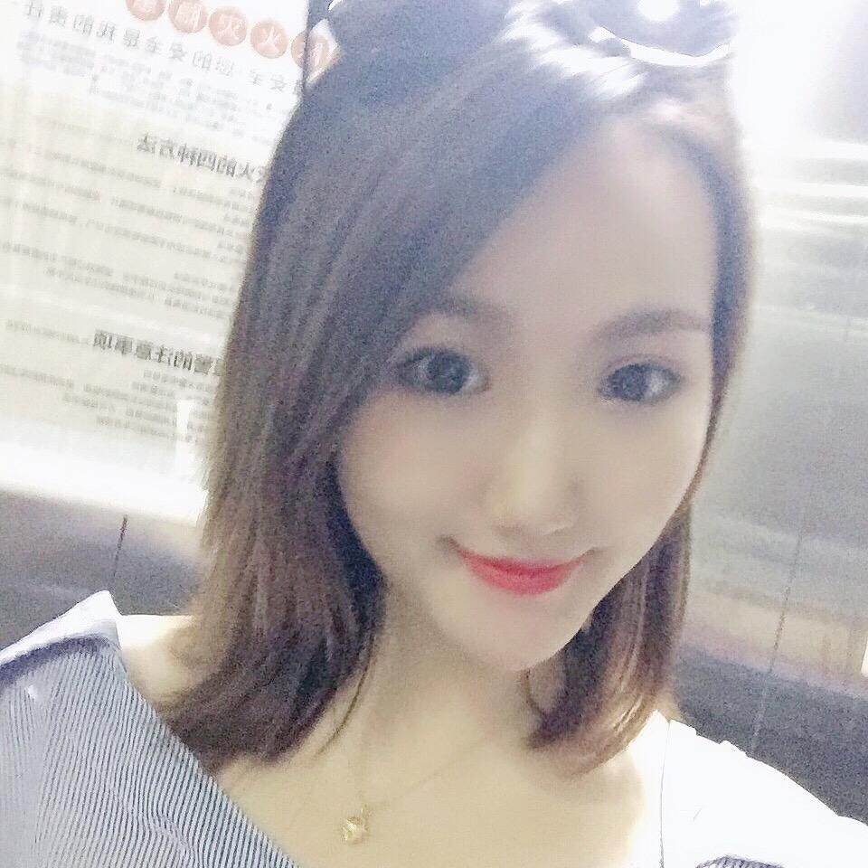 喝露水的小姐姐