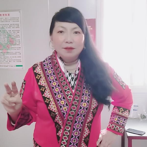 韩佳欣奶奶