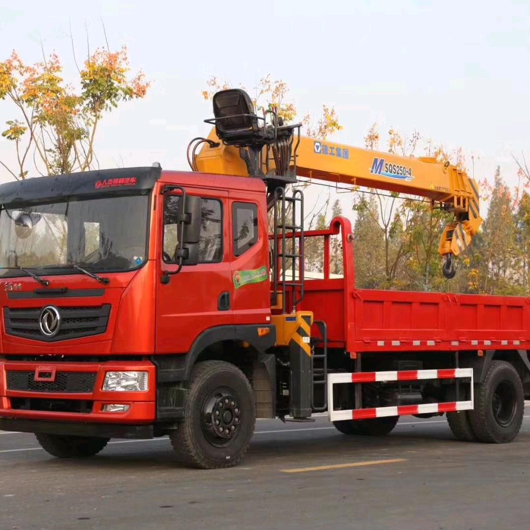 随车吊，吊车