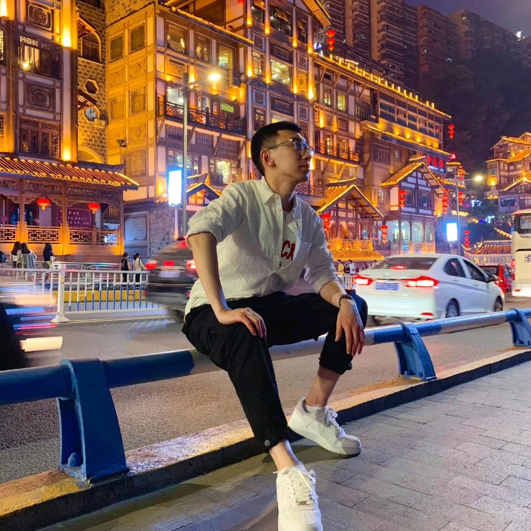 钢琴老师苟哲源 🎹
