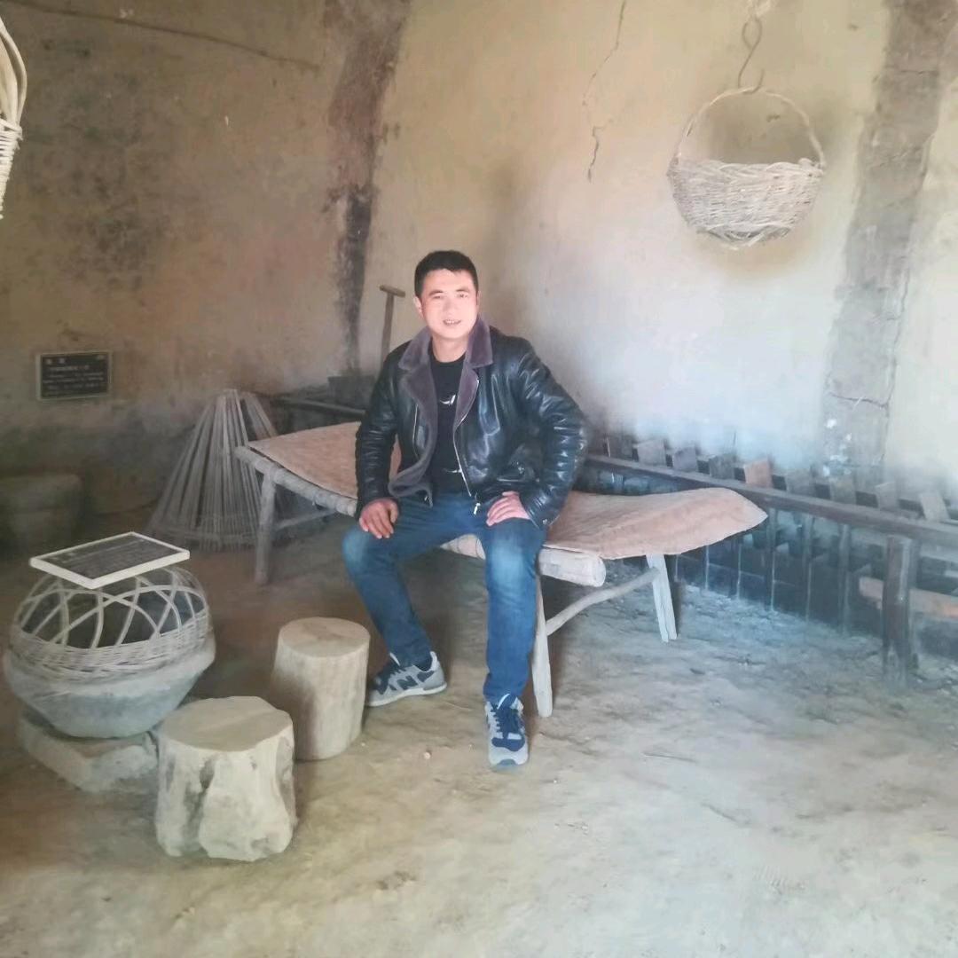 骑着山羊去寻狼