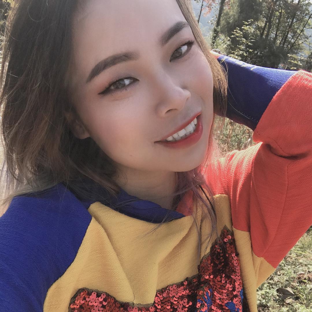 華華💋