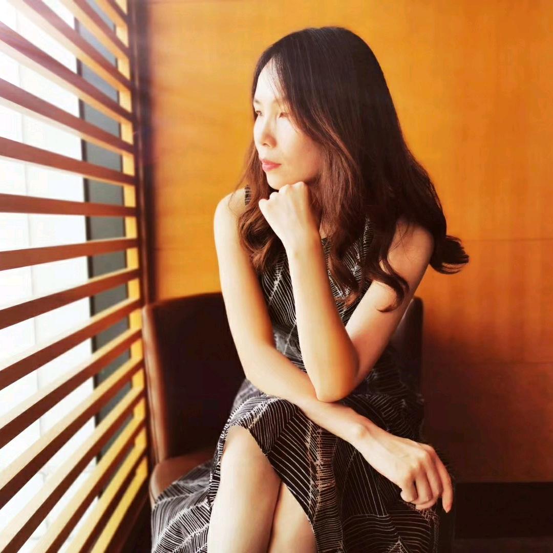 汤小小写作