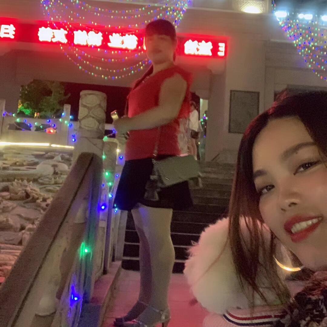 红梅花儿开