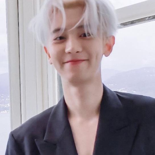 香蕉你个不呐呐*