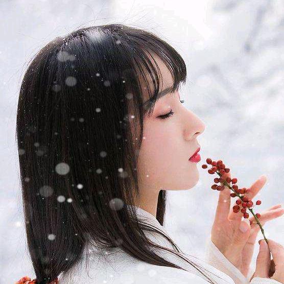 满目山河空念远