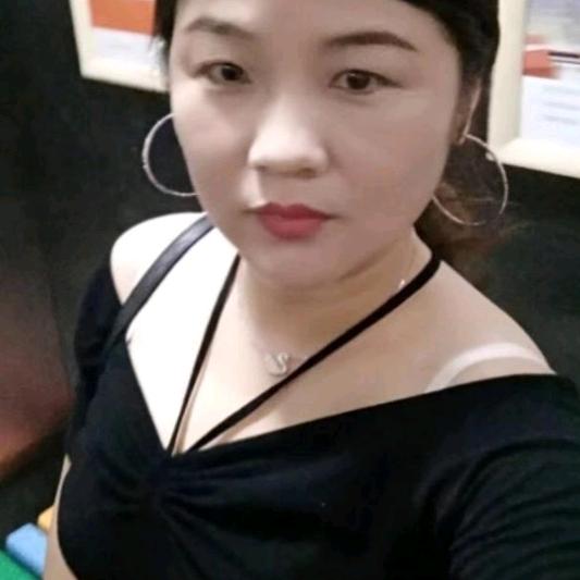 万菲