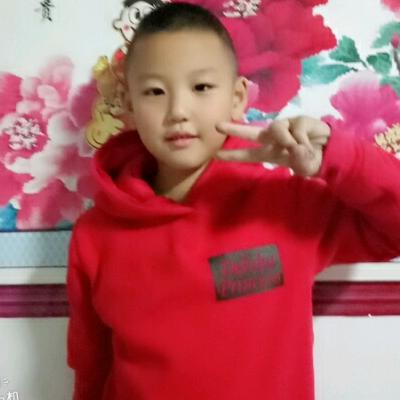 爱笑的小石头儿