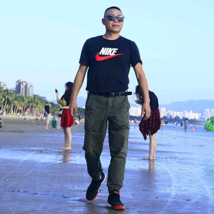 战    狼   🇨🇳