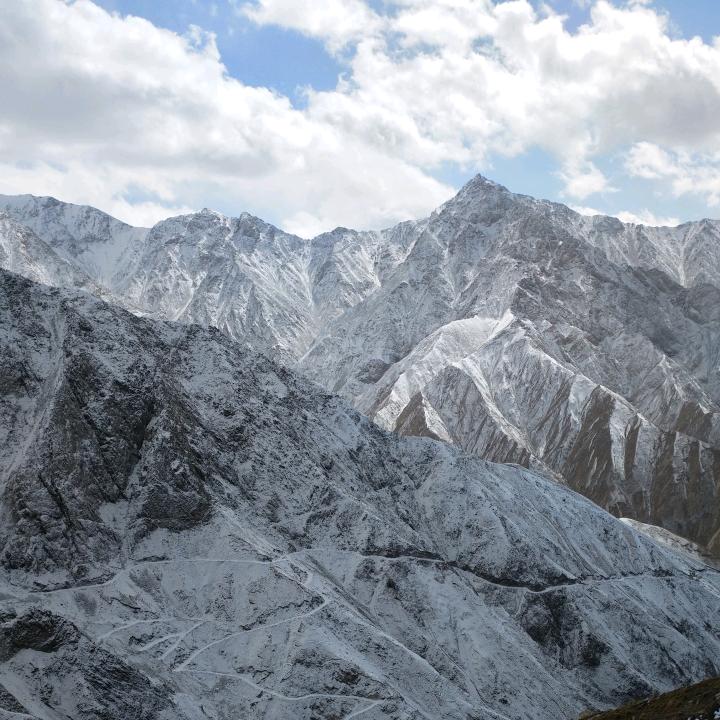 雪山之巅