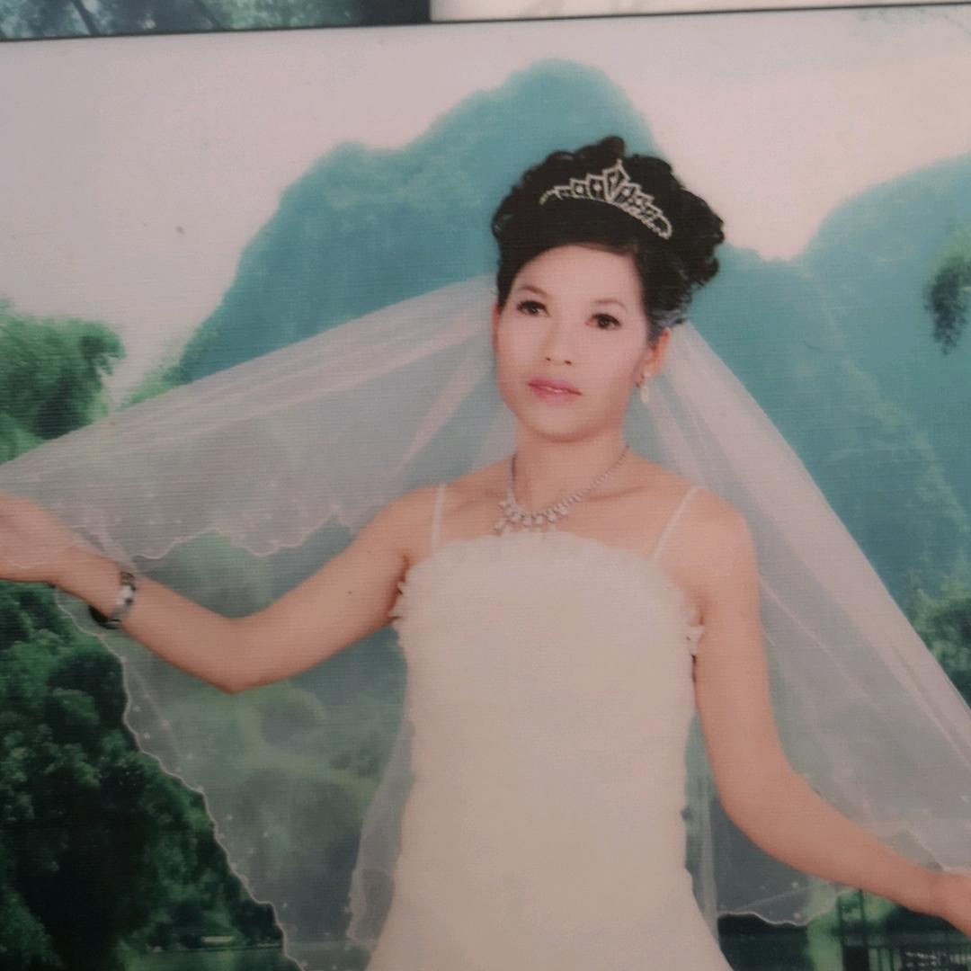 凤琼