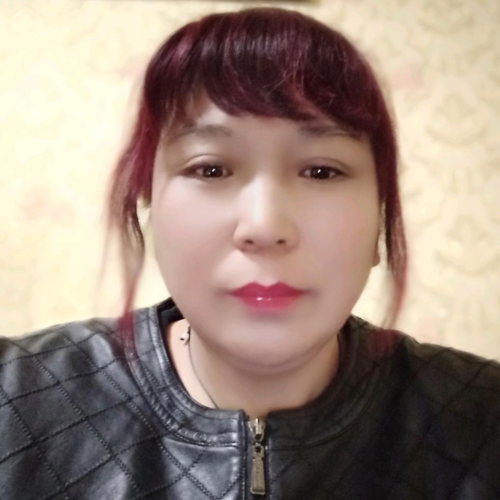 丑妹开心聊天🎤主播(拒绝加微私聊)