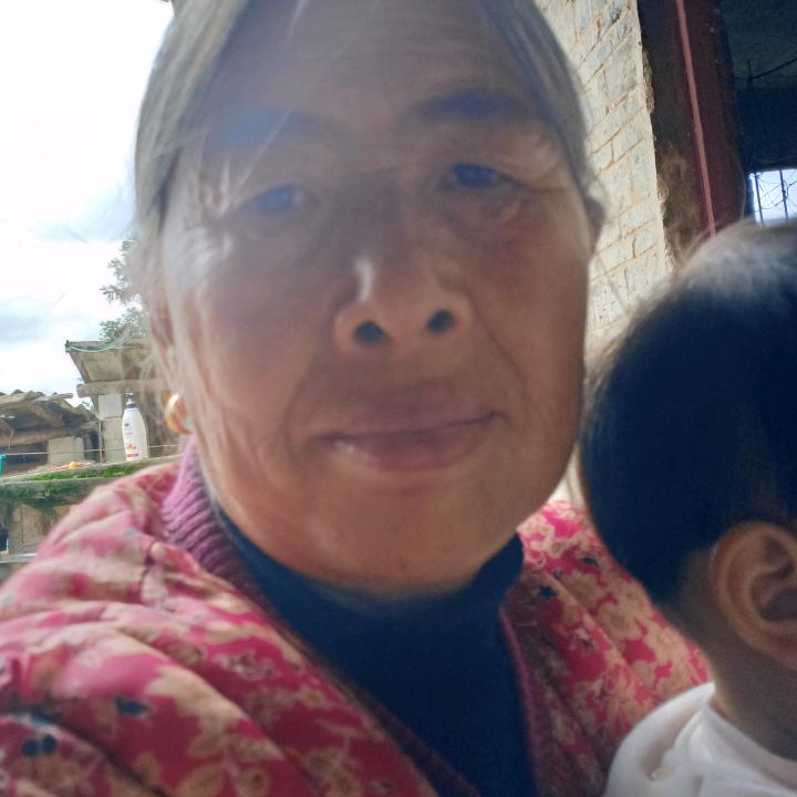刘清芬