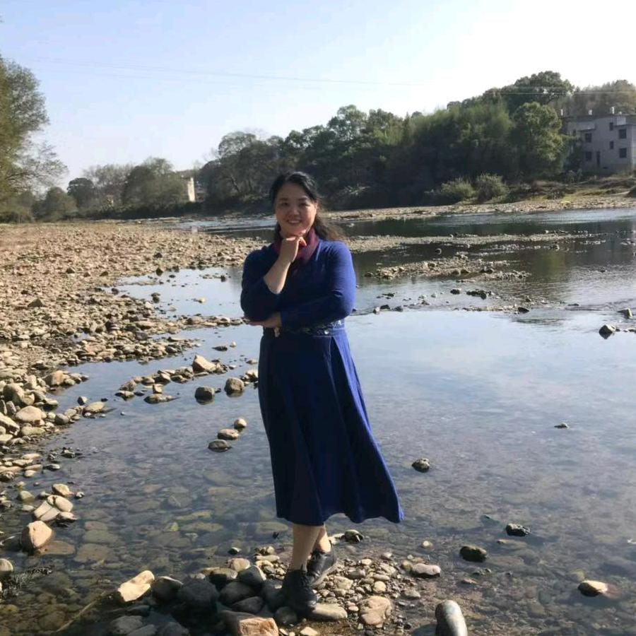徐丽英
