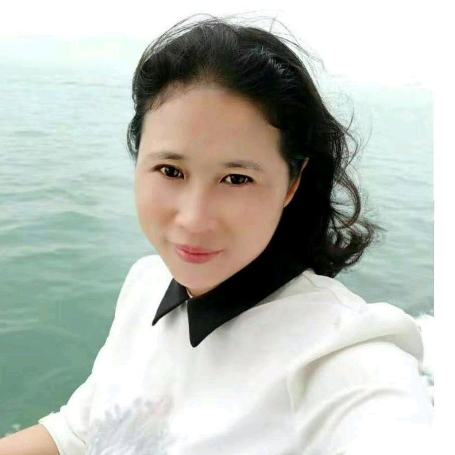 正阳手机销售顾问燕姐