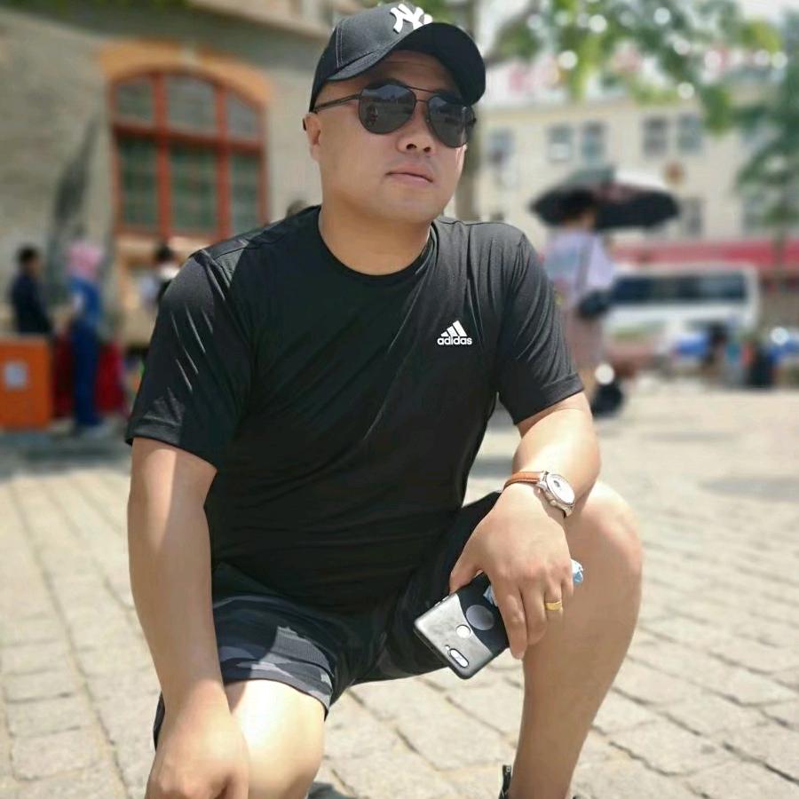 太原龙龙自卸车