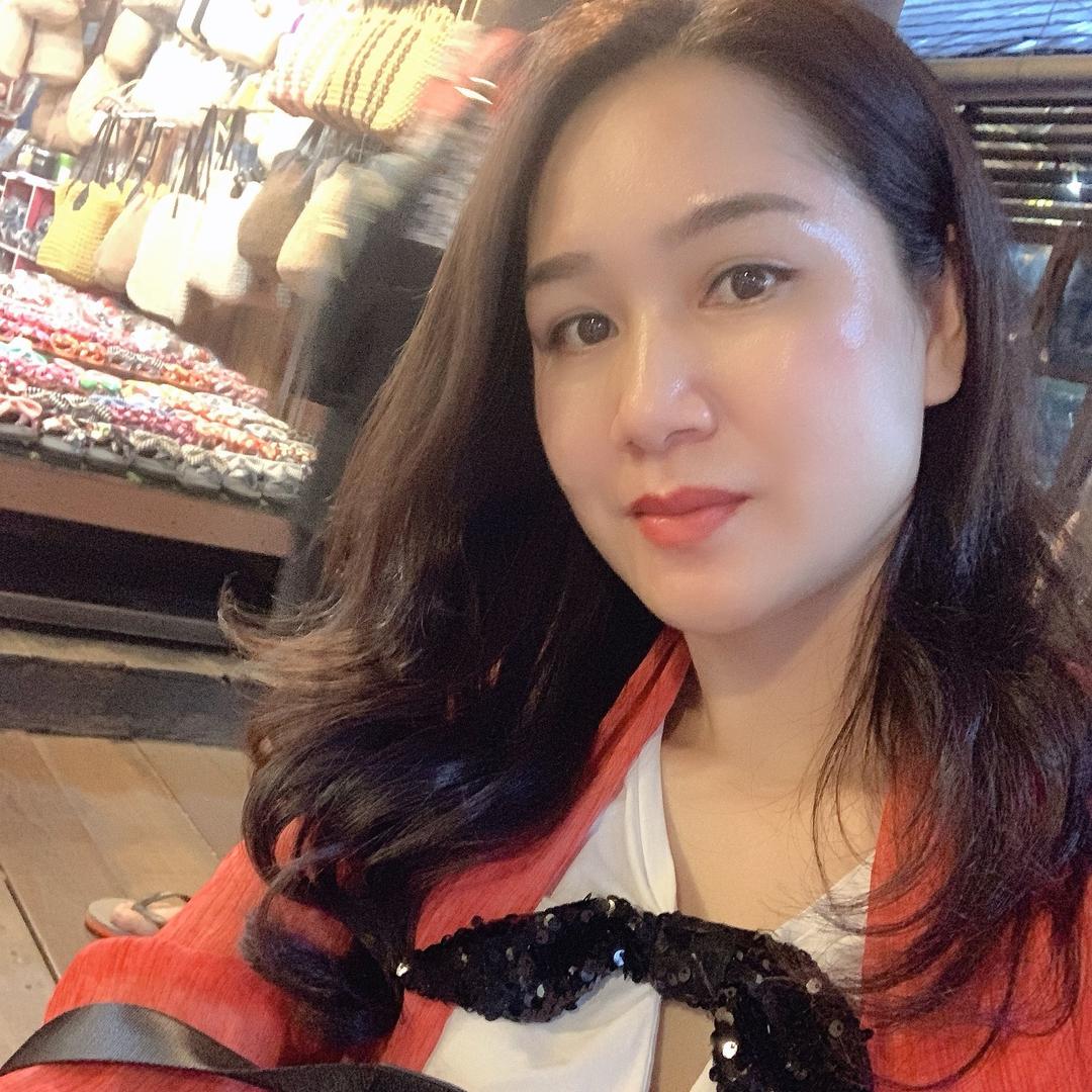 玥瑶