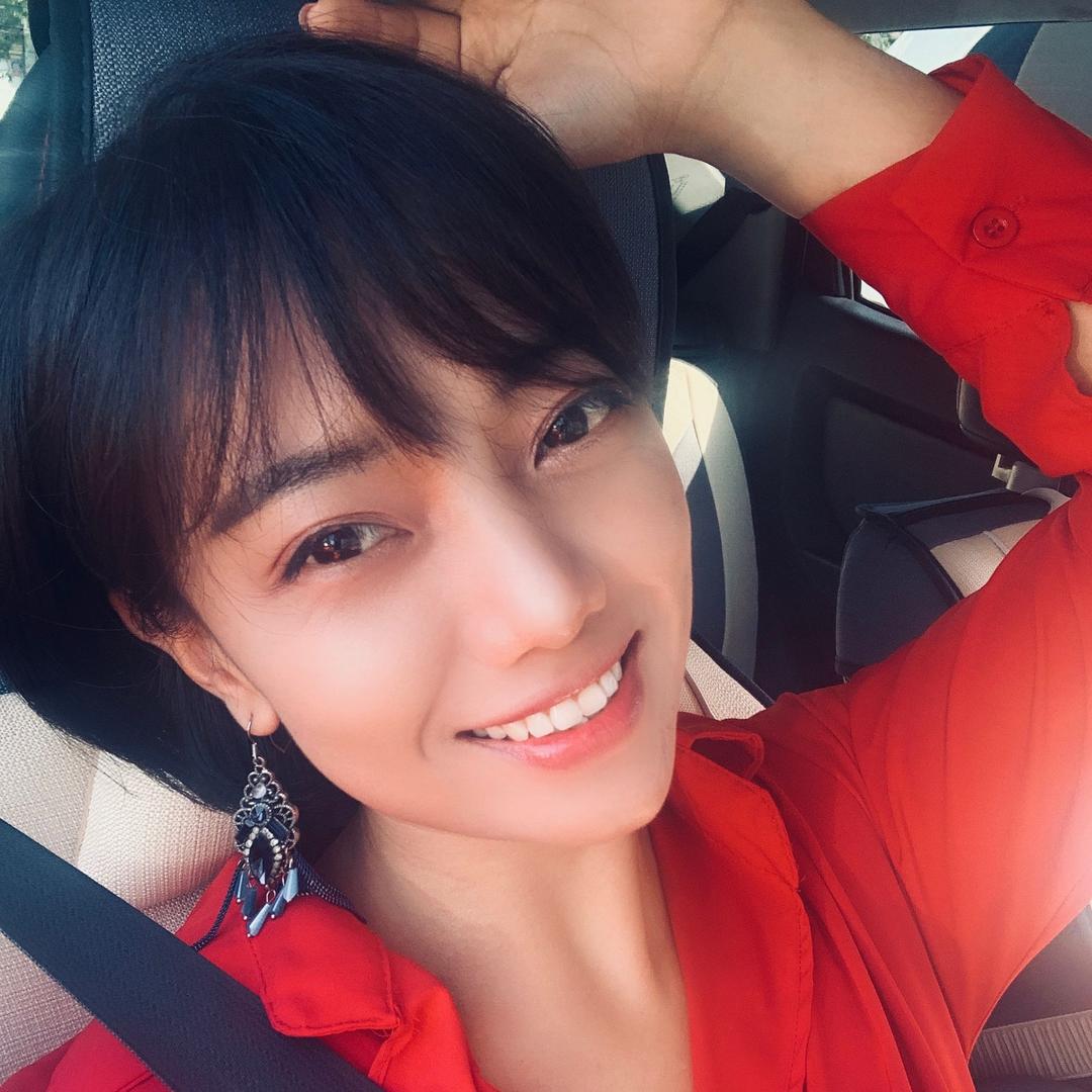 霞姐（三亚民宿老板娘）顶呱呱
