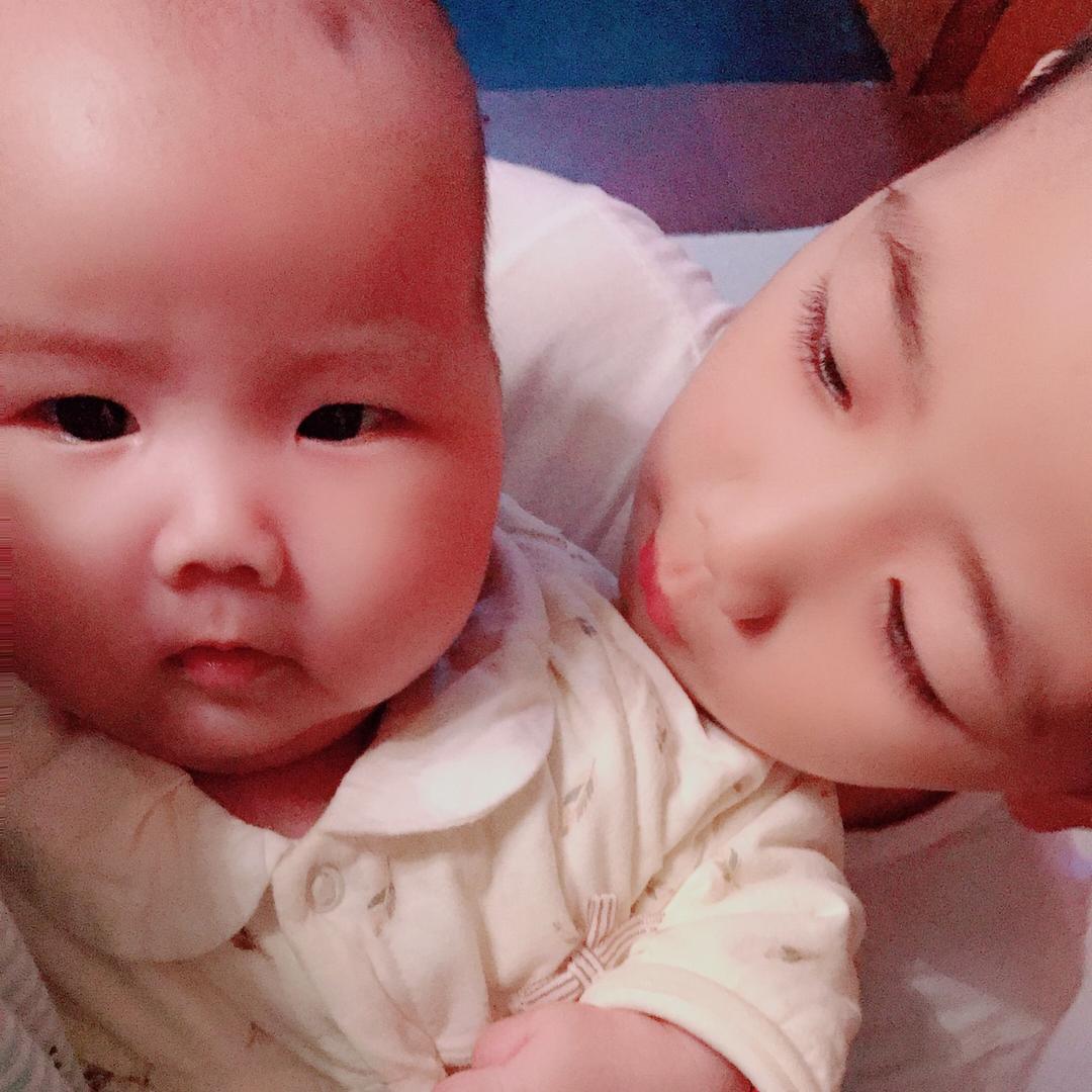 @小朋友立正、稍息！