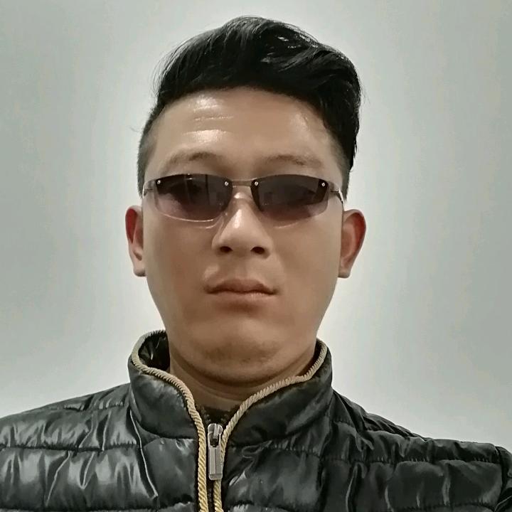 吕