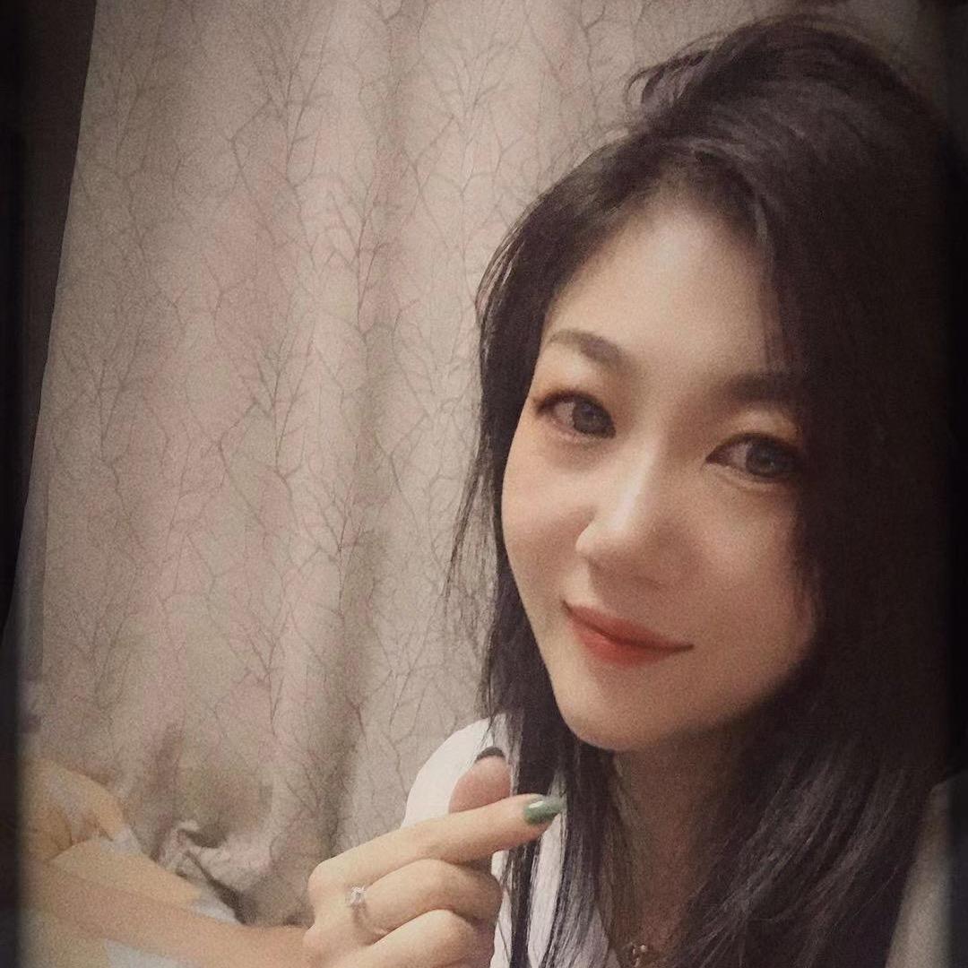 @佟美丽