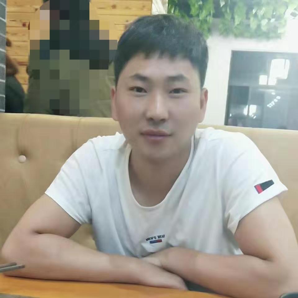 不许人间见白头