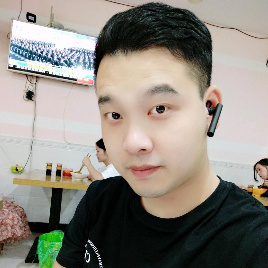 黑洞之光Bruce Li