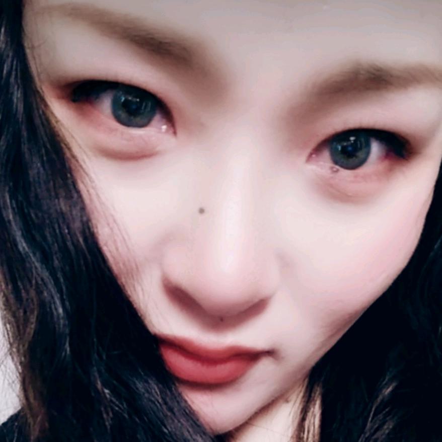 小妞，来啵个🤪