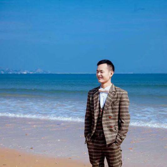 楚楚引人