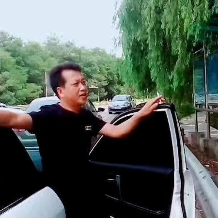 毋海军