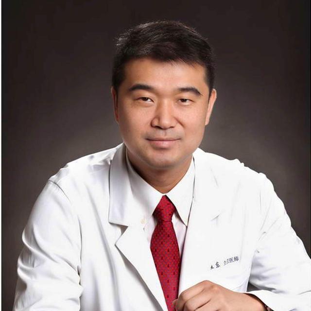 肝胆疾病专家王东