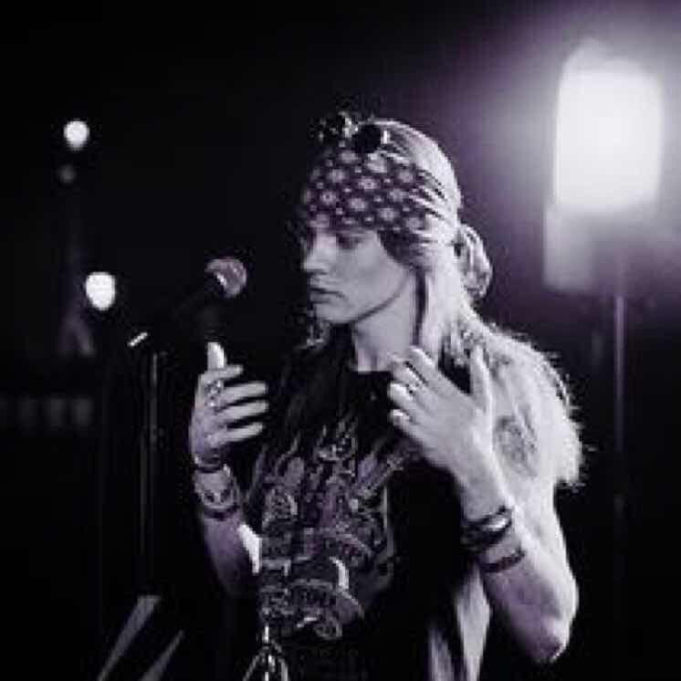 李森吐惹谬热克