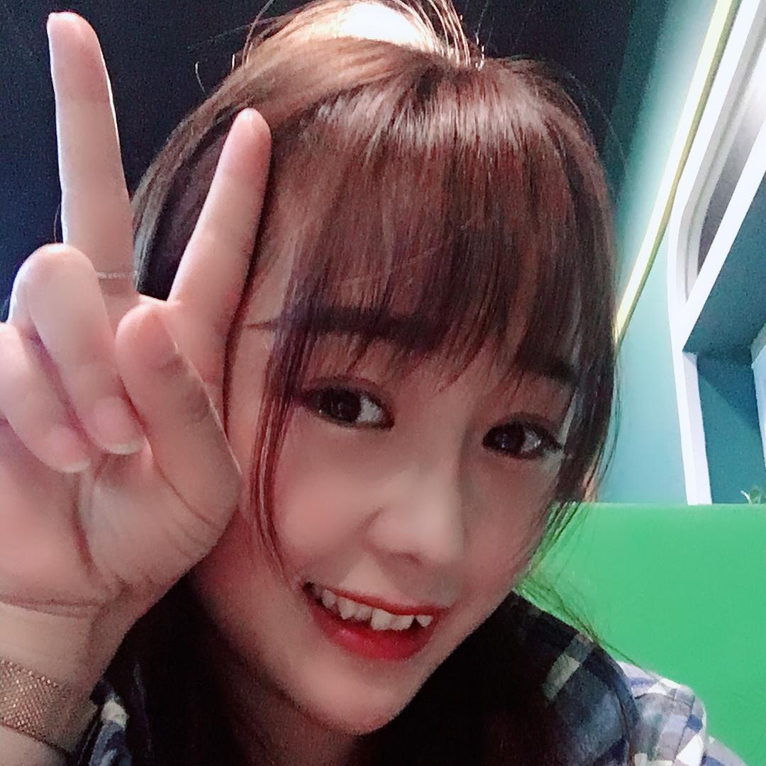 小苹果（虎牙妹）