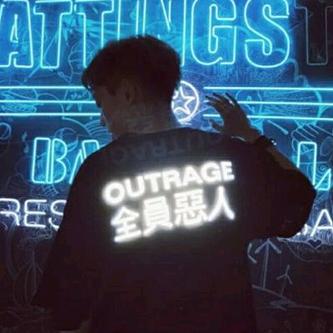 1人待(商品在橱窗）