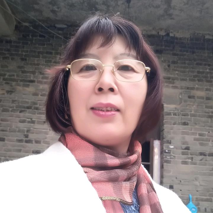 罗姐（晚上7：40开播）