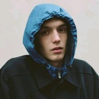 宝玉(红果同名)