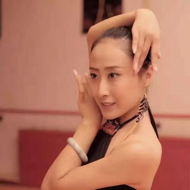 雀翎灵原氏舞蹈创始人
