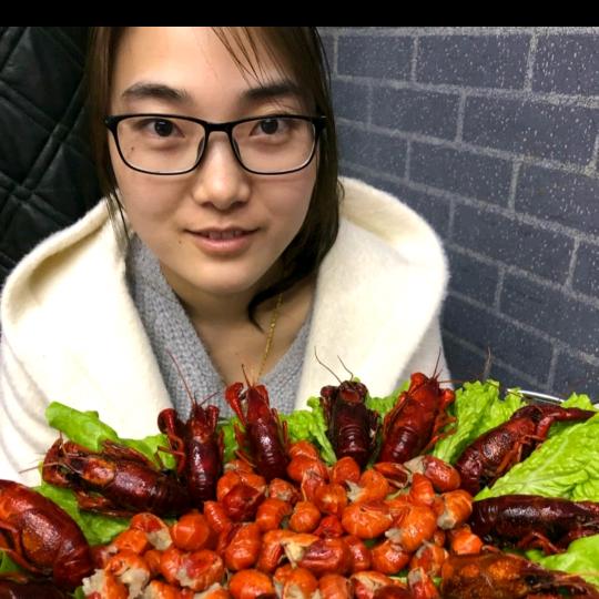 胡聪颖（吃货老板娘）@抖音