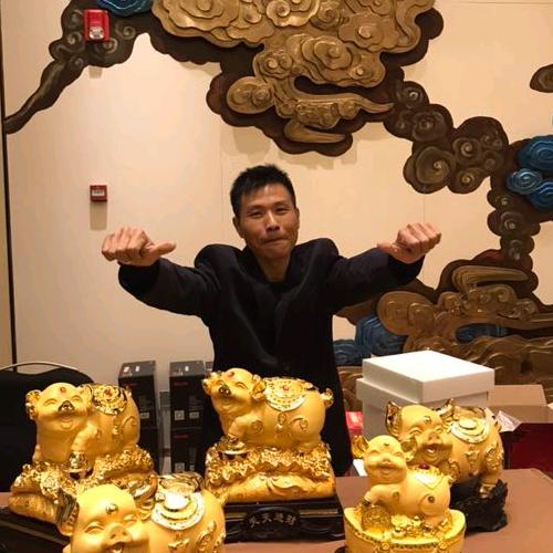 ღ᭄ꫛ🌸💰张同学🌸꧔ꦿ᭄💞²º