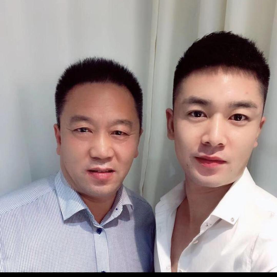 李文爸爸