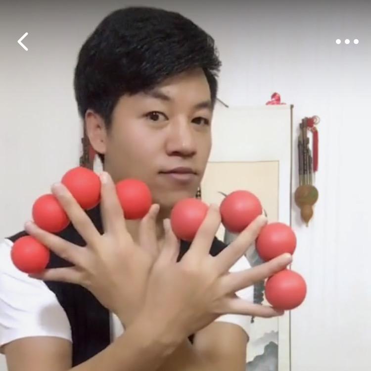 魔幻艺术典哥