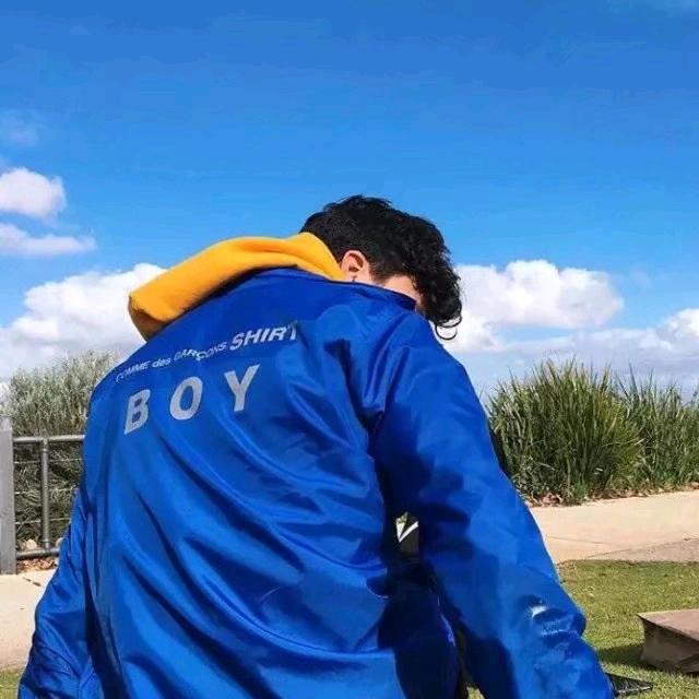 ˡᵒᵛᴱ是深海