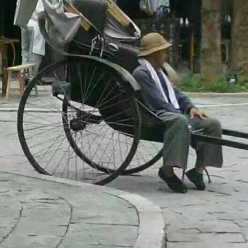 谁愿意坐我的黄包车