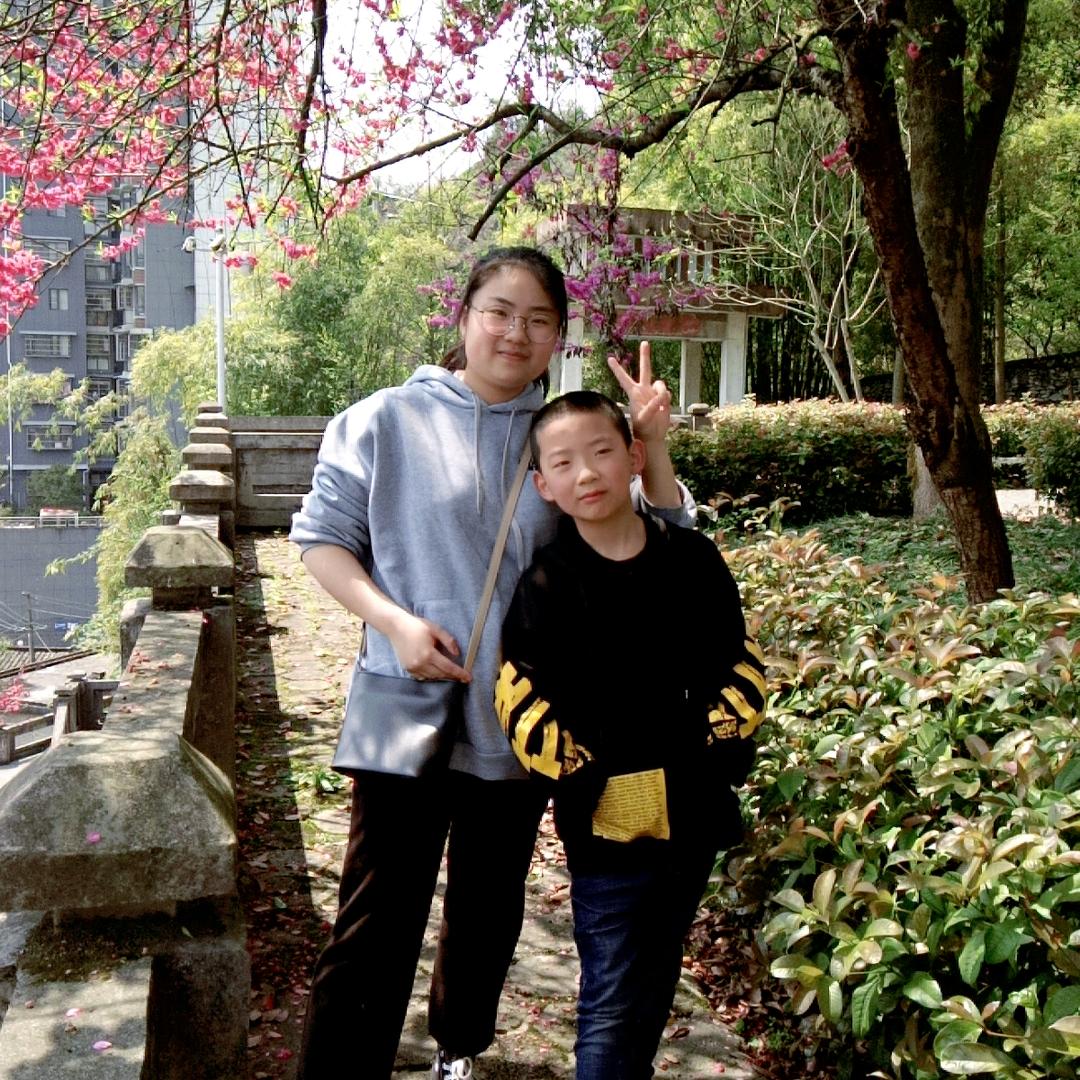 袁小袁👨‍👩‍👧‍👦🌹🌹