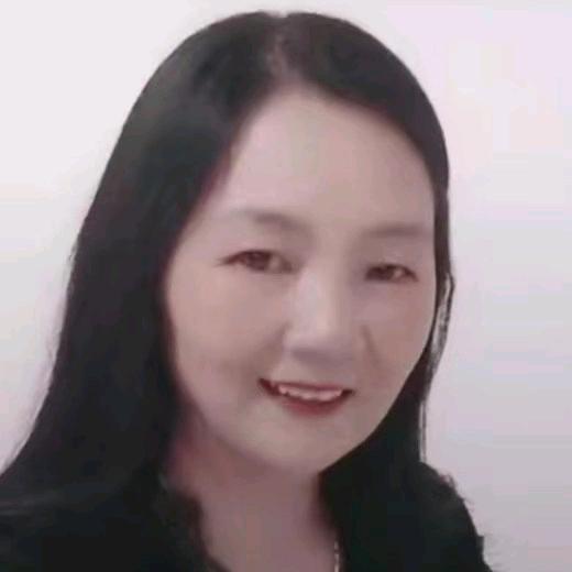 小亚子，