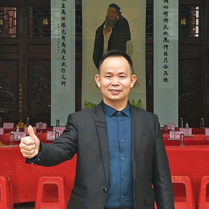岑溪市好吃点餐饮文化有限公司