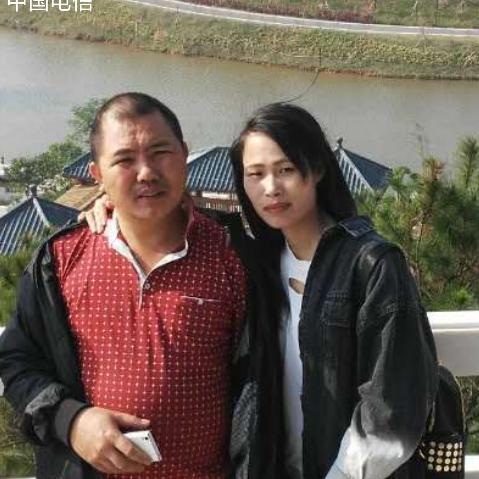 志群石财，挖机出租