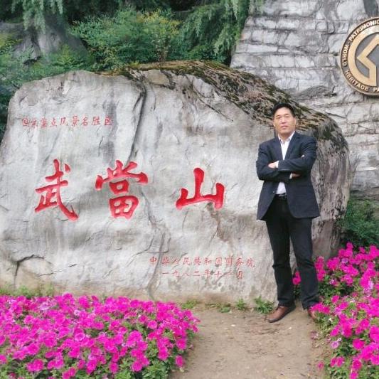 博爱领众