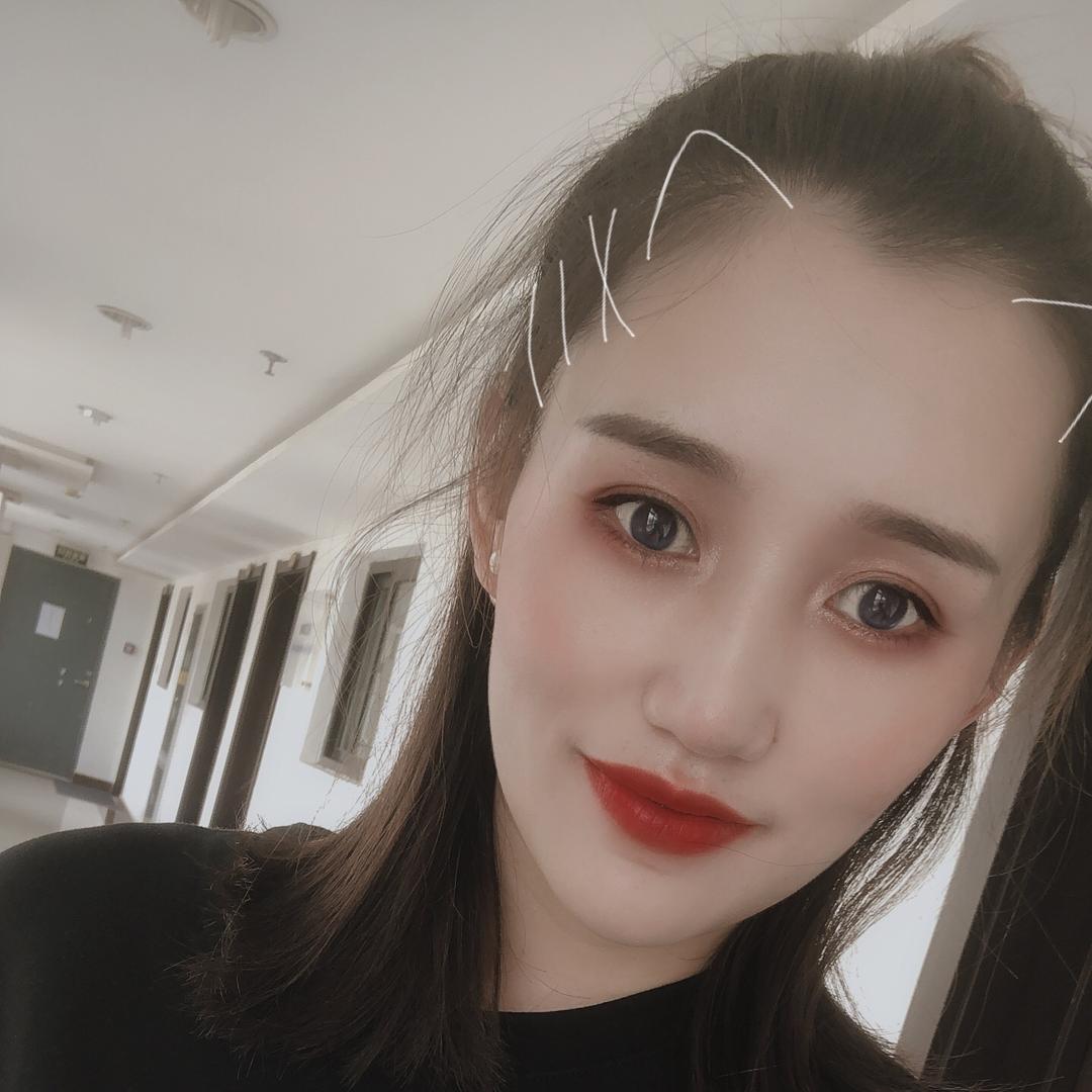 @哎呦薇薇