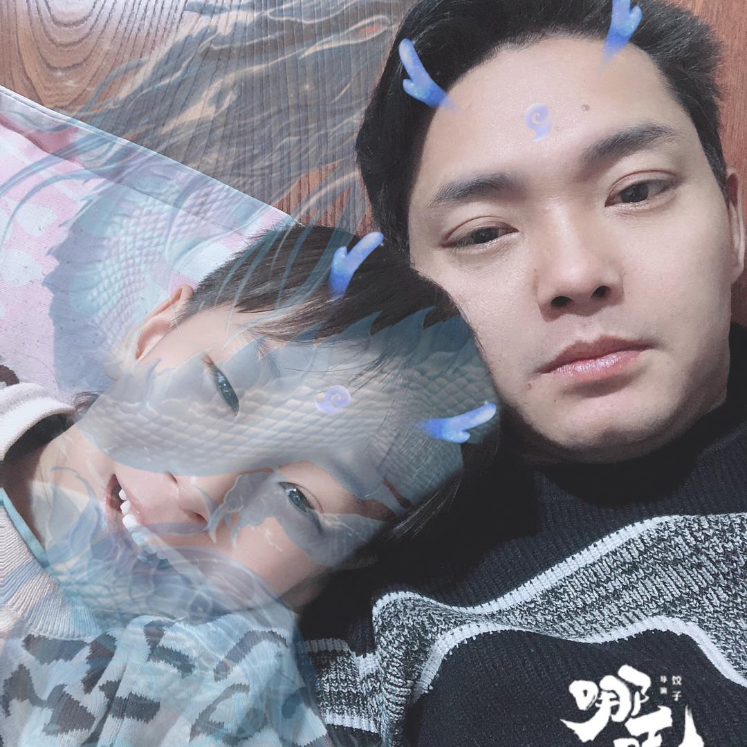 卖工具的小伙子